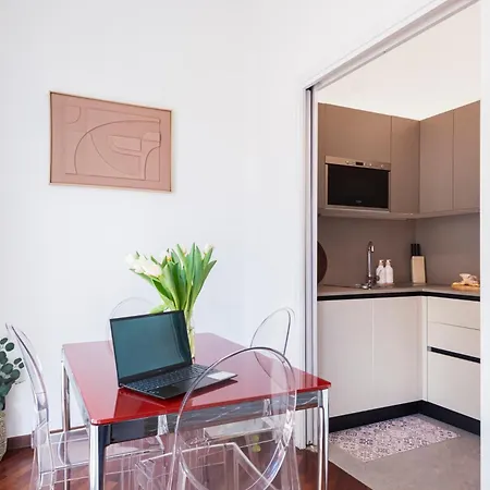 Stylish And Cozy Close To Naviglio Lägenhet Milano